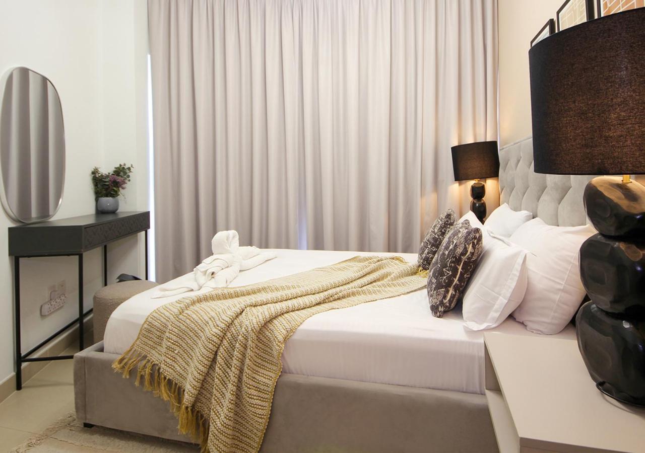 Апартаменты Stylish 2Br In Bellevue Pool, Gym & Burj Views Дубай Экстерьер фото