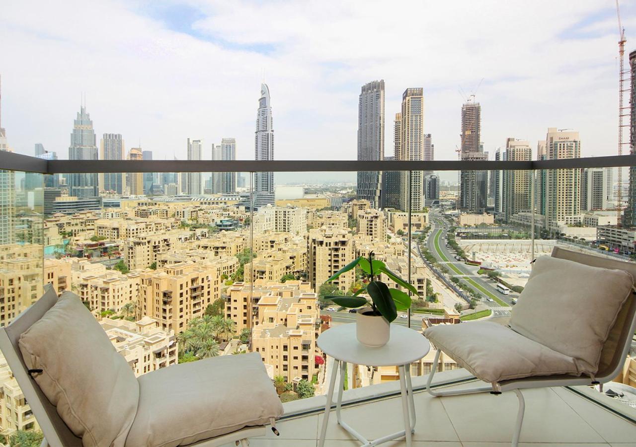 Апартаменты Stylish 2Br In Bellevue Pool, Gym & Burj Views Дубай Экстерьер фото